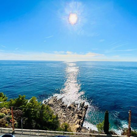 Suite Sunset 7 - Fronte Mare Sanremo Exterior photo