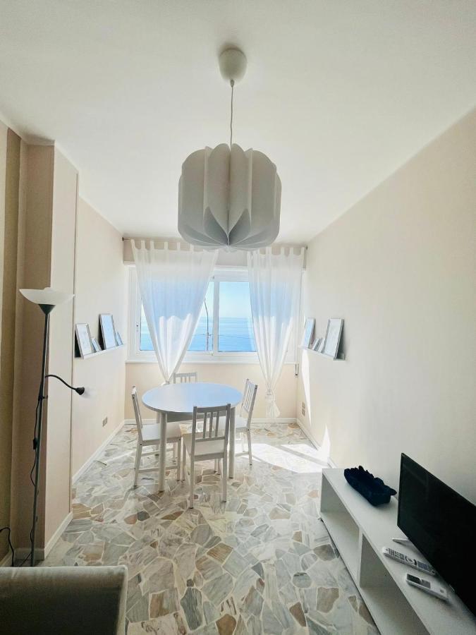 Suite Sunset 7 - Fronte Mare Sanremo Exterior photo